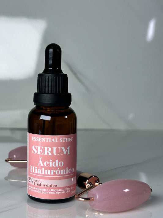 Serum de Ácido Hialurónico al 2% – Hidratación Profunda y Elasticidad | Essential Stuff